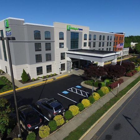 Holiday Inn Express Quantico - Stafford By Ihg Exteriör bild