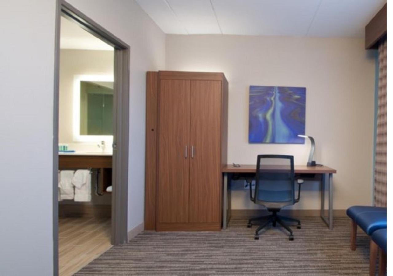 Holiday Inn Express Quantico - Stafford By Ihg Exteriör bild