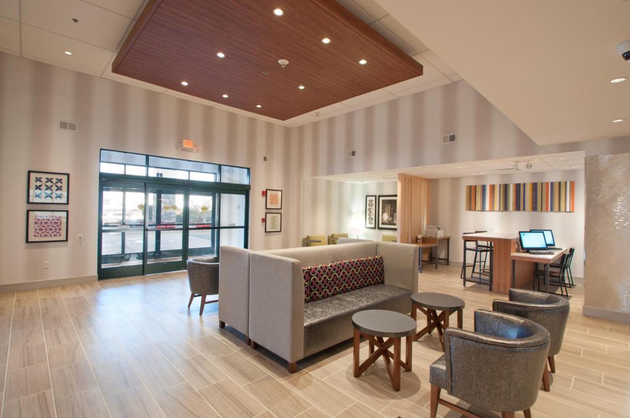 Holiday Inn Express Quantico - Stafford By Ihg Exteriör bild