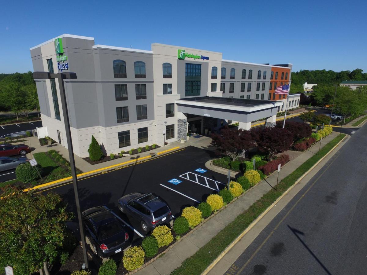 Holiday Inn Express Quantico - Stafford By Ihg Exteriör bild